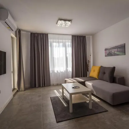 Salia Apartament *