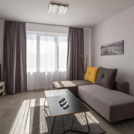 Apartament Salia *